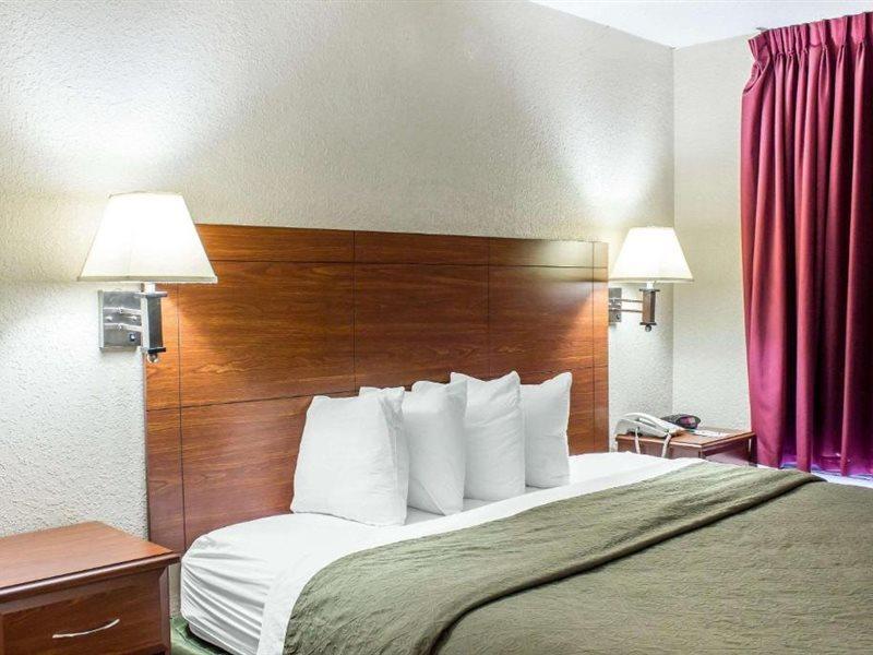 Quality Inn Selma - Smithfield Экстерьер фото