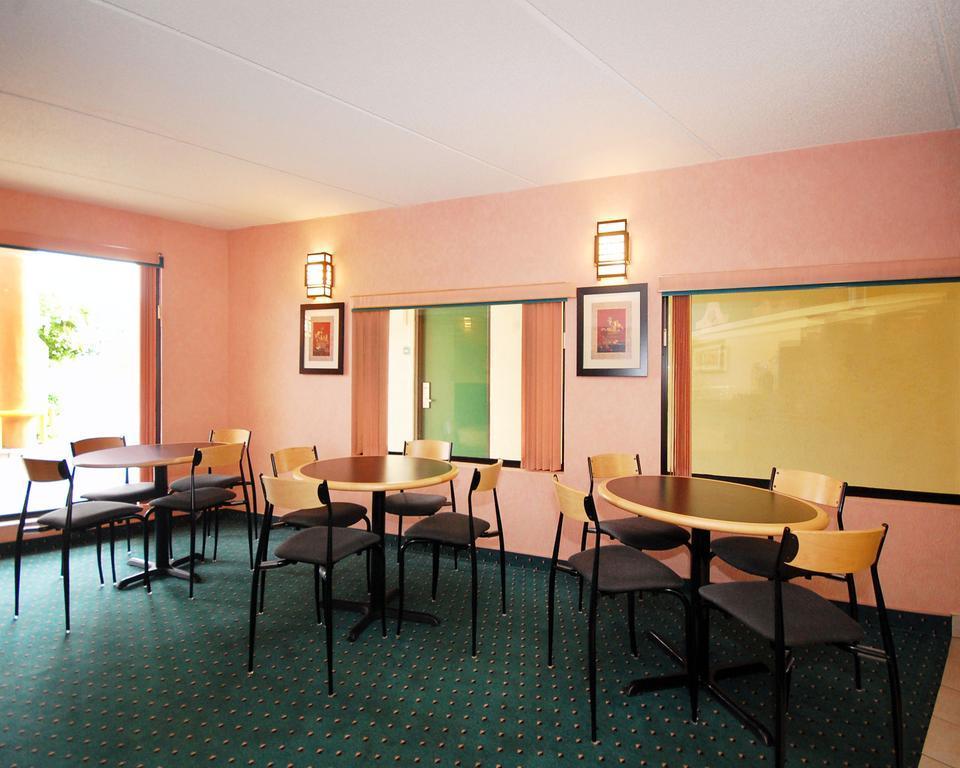 Quality Inn Selma - Smithfield Экстерьер фото