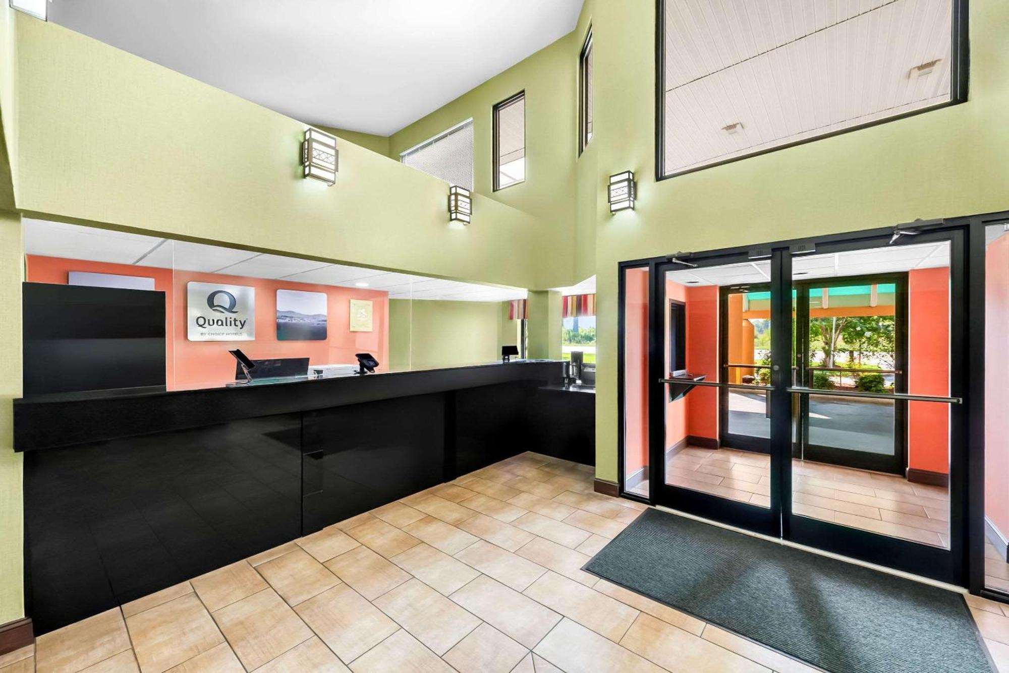 Quality Inn Selma - Smithfield Экстерьер фото