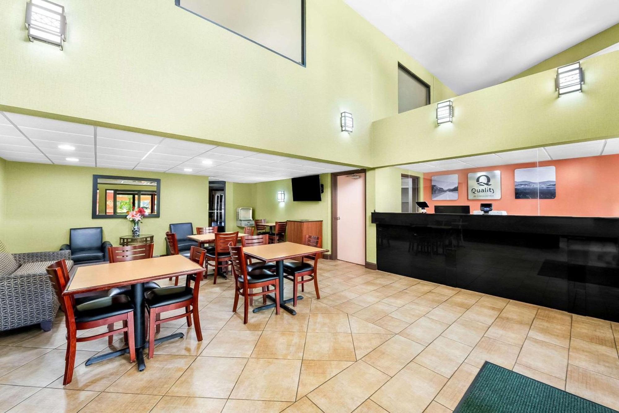 Quality Inn Selma - Smithfield Экстерьер фото