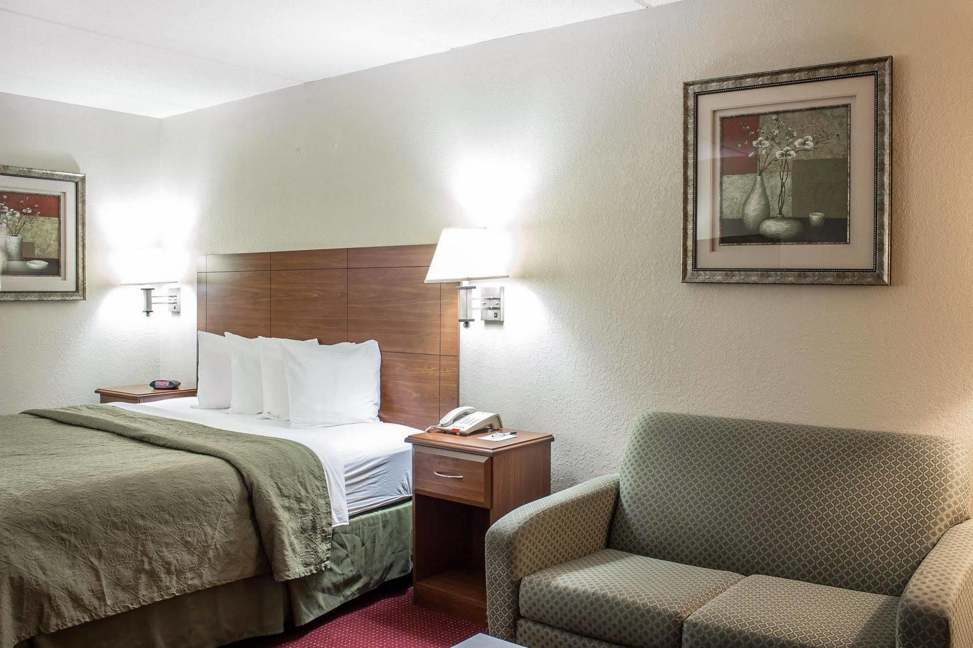 Quality Inn Selma - Smithfield Экстерьер фото